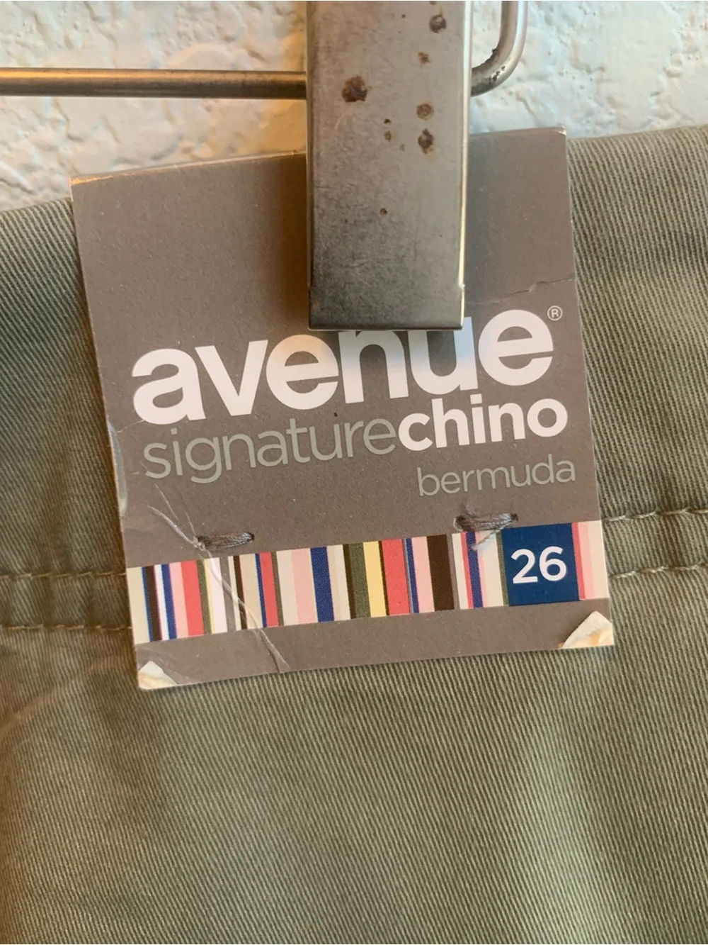 Avenue Women’s Olive Green Chino Pants
